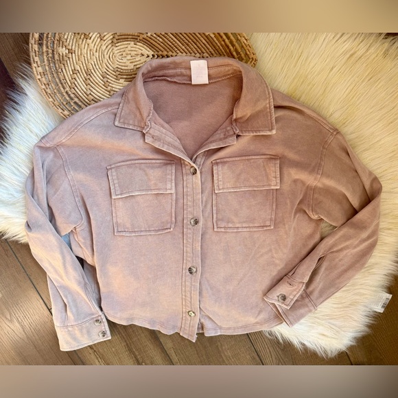 No Boundaries Tan Lighweight Shacket Button Top Size Small - Picture 1 of 5